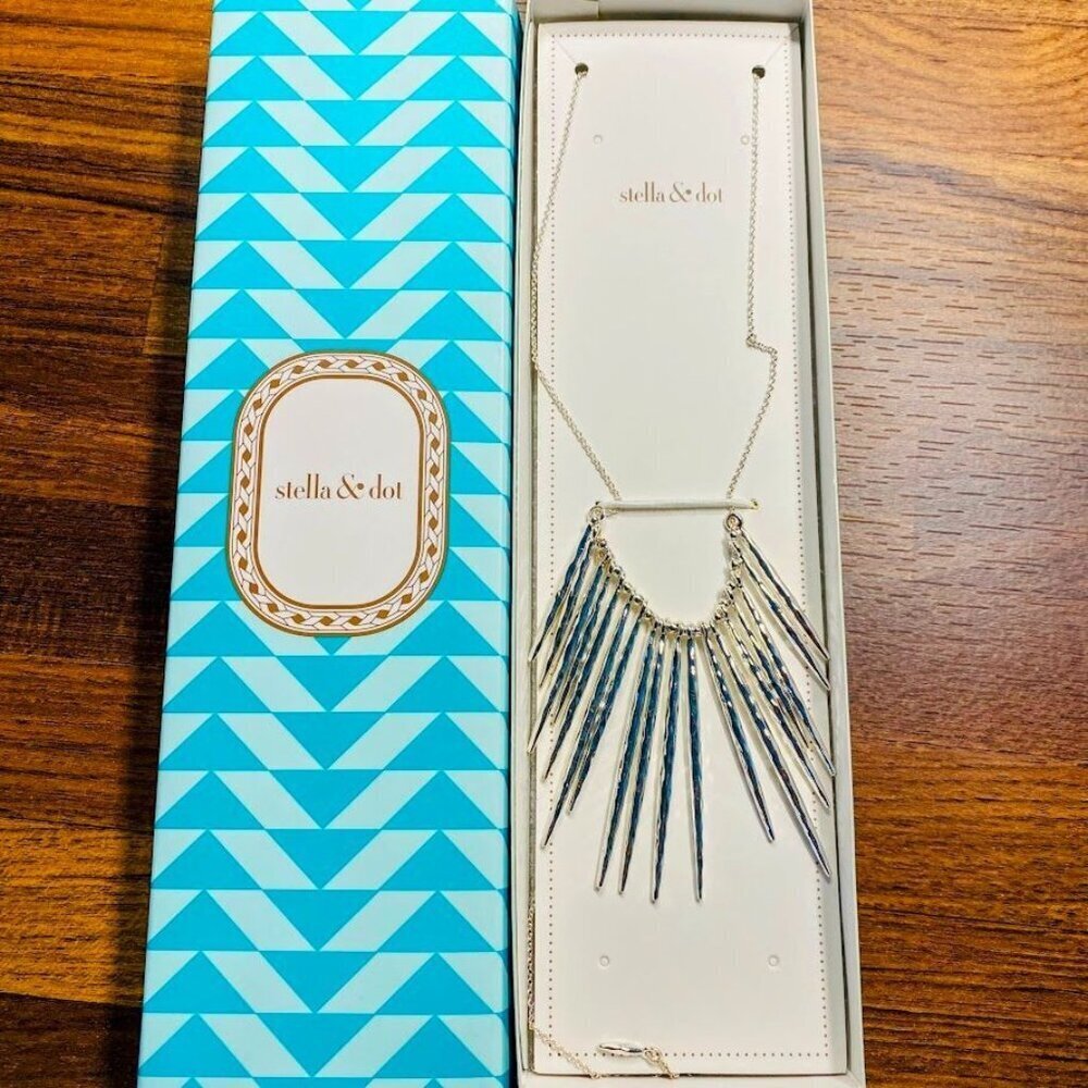 Stella & Dot Kari Fringe Necklace Silver Tone NWT - Picture 9 of 10